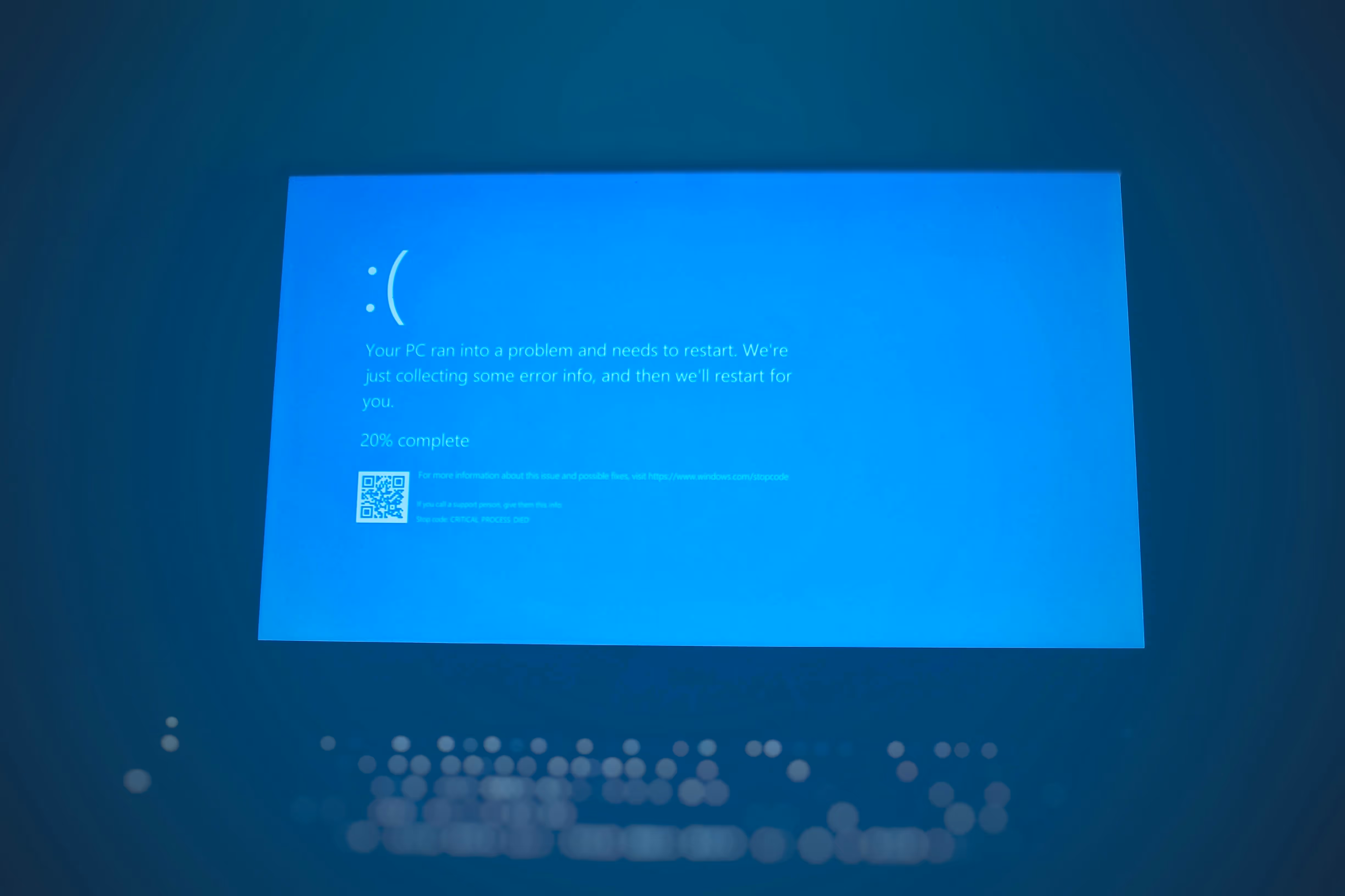 コンピュータ画面に表示されたエラーメッセージ